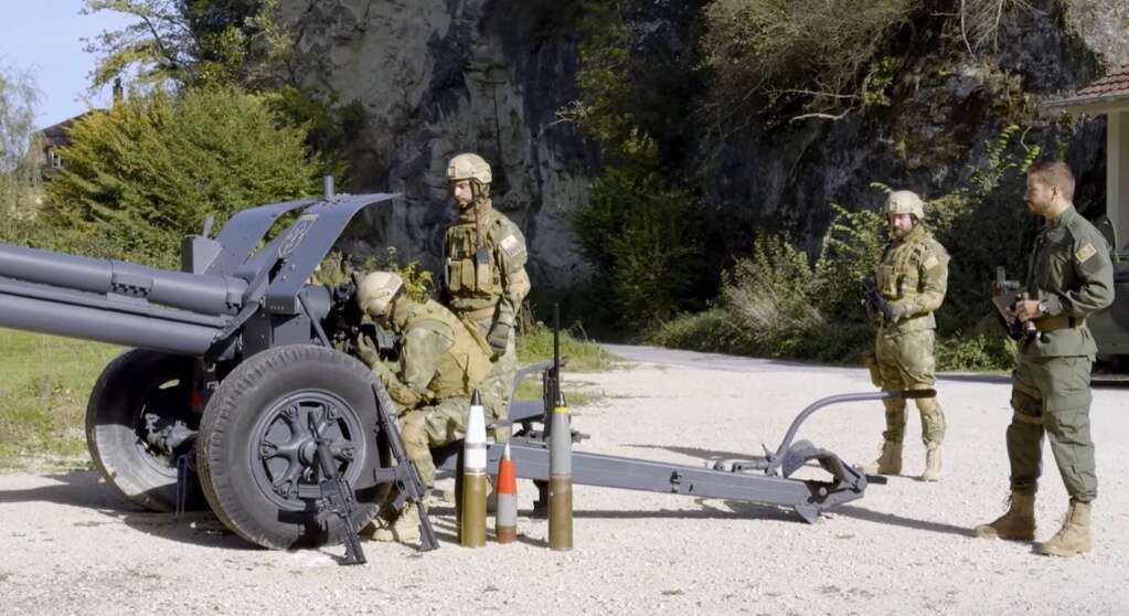 בחסות פרצה בחוק: הצעיר שהקים אימפריה וכובש את אדמות שווייץ בחינם