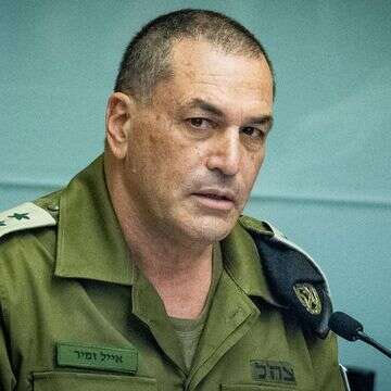 הרמטכ"ל אייל זמיר בוועדת חוץ וביטחון, היום | יונתן זינדל, פלאש 90 הרמטכ"ל אייל זמיר בוועדת חוץ וביטחון, היום | יונתן זינדל, פלאש 90