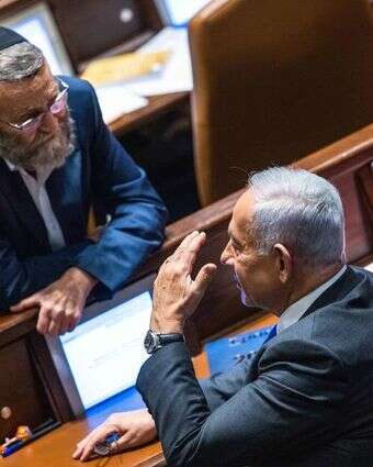 רה"מ נתניהו ויו"ר דגל התורה גפני | אוליבייה פיטוסי, פלאש 90 רה"מ נתניהו ויו"ר דגל התורה גפני | אוליבייה פיטוסי, פלאש 90