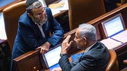 רה"מ נתניהו ויו"ר דגל התורה גפני | אוליבייה פיטוסי, פלאש 90 רה"מ נתניהו ויו"ר דגל התורה גפני | אוליבייה פיטוסי, פלאש 90