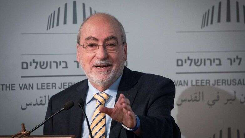 נשיא ביהמ"ש העליון לשעבר, השופט אשר גרוניס | יונתן זינדל, פלאש 90 נשיא ביהמ"ש העליון לשעבר, השופט אשר גרוניס | יונתן זינדל, פלאש 90