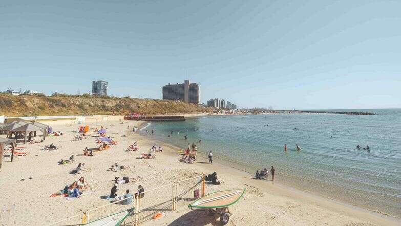 חוף נפרד | מאיה משל