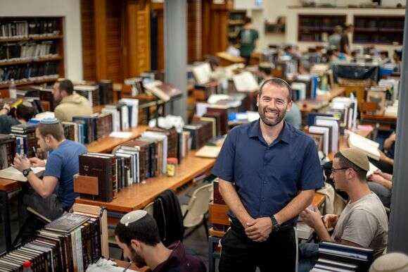 יאיר גנץ, מנכ"ל ישיבת מעלה אליהו | אריק סולטן