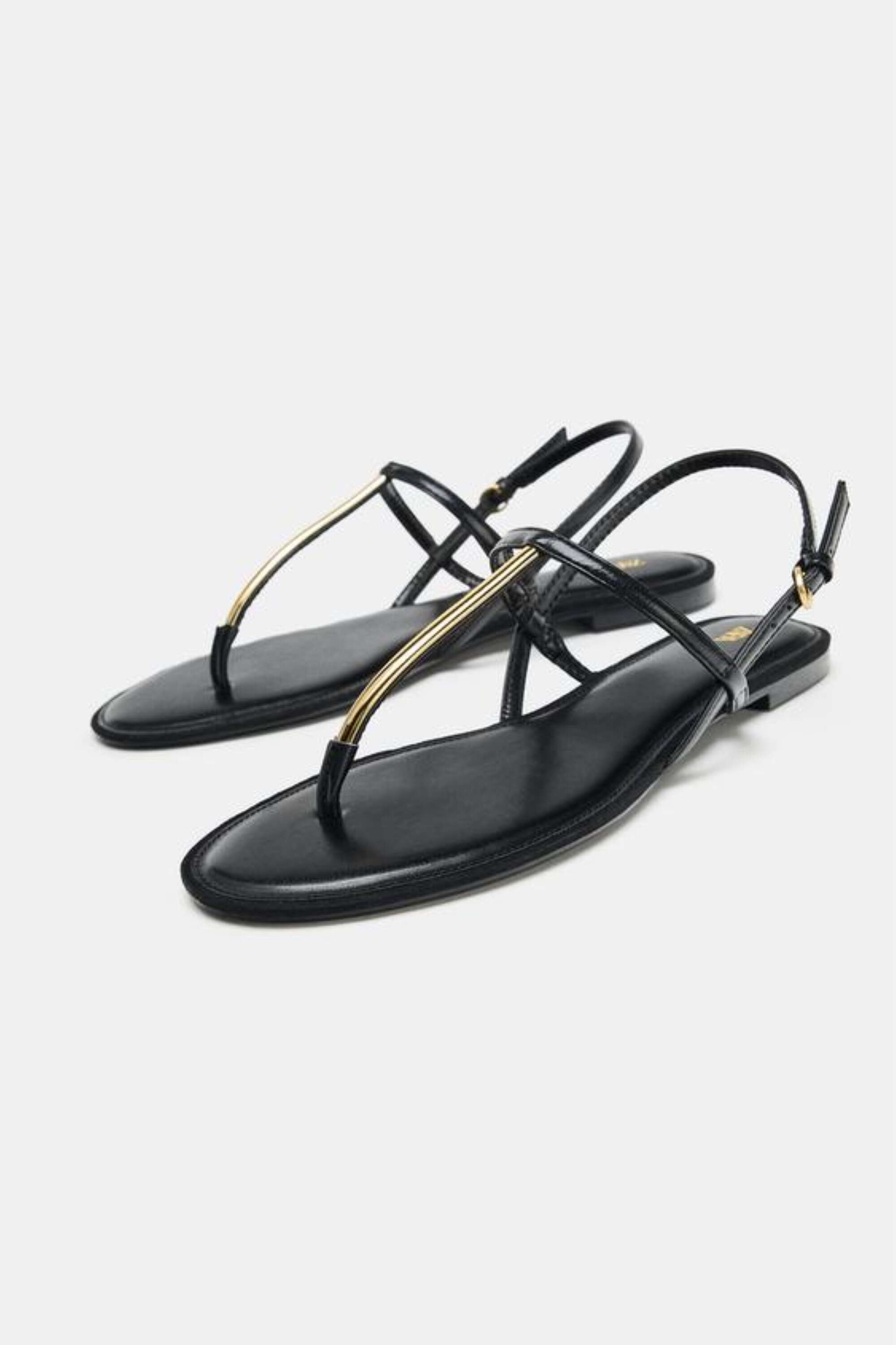 סנדלים שטוחים של Zara | יח"צ חו"ל סנדלים שטוחים של Zara | יח"צ חו"ל