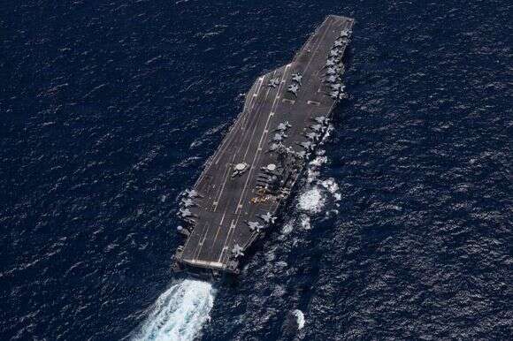 נושאת המטוסים מסדרת נימיץ, USS ג'ורג' האב וו. בוש | AFP PHOTO / US NAVY / NAVCENT PUBLIC AFFAIRS נושאת המטוסים מסדרת נימיץ, USS ג'ורג' האב וו. בוש | AFP PHOTO / US NAVY / NAVCENT PUBLIC AFFAIRS