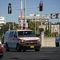 אמבולנס נוסע בכביש בחיפה | מיכאל גלעדי, פלאש 90 אמבולנס נוסע בכביש בחיפה | מיכאל גלעדי, פלאש 90