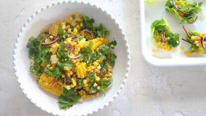 סלט תירס, כוסברה וליים בסירות חסה | אוריה גבע