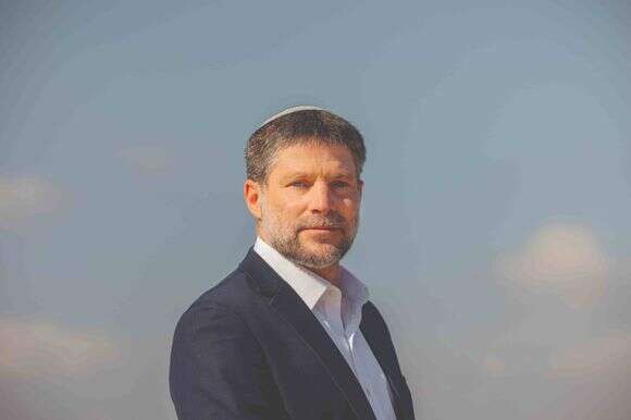 "אני מגיע מהציבור שזעק מרה נגד הקונספציה כל השנים". סמוטריץ' | מאיה משל "אני מגיע מהציבור שזעק מרה נגד הקונספציה כל השנים". סמוטריץ' | מאיה משל