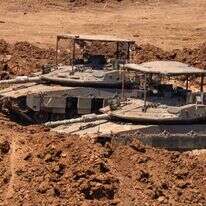 טנקים ישראליים בעמדות בגבול לבנון | AFP טנקים ישראליים בעמדות בגבול לבנון | AFP