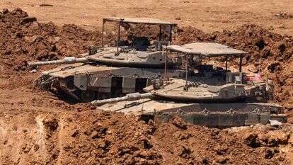 טנקים ישראליים בעמדות בגבול לבנון | AFP טנקים ישראליים בעמדות בגבול לבנון | AFP