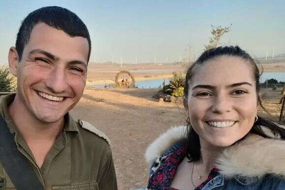 רס"ן דור בן שמחון ז"ל עם אשתו אריאל