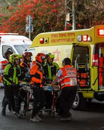 מתנדבי כוחות הצלה ממד"א ואיחוד הצלה עובדים יחד | חיים גולדברג, פלאש 90