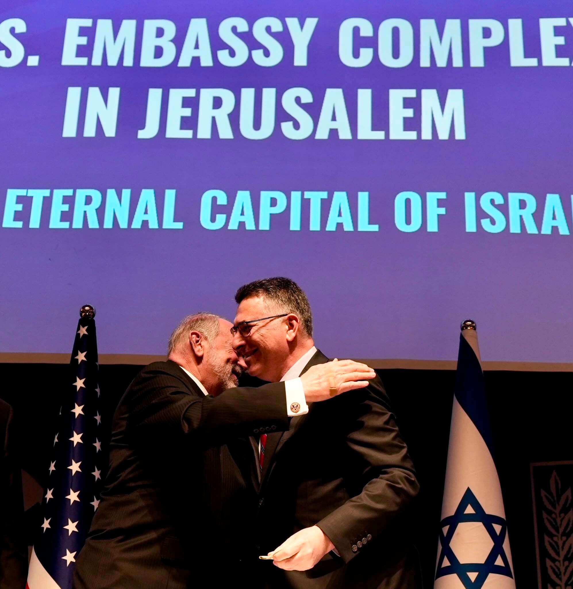 שר החוץ גדעון סער ושגריר ארה"ב בישראל, מייק האקבי | בועז אופנהיים, לע"מ שר החוץ גדעון סער ושגריר ארה"ב בישראל, מייק האקבי | בועז אופנהיים, לע"מ