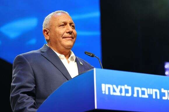 איזנקוט, בטקס השקת קמפיין הבחירות של מפלגת ישר, השבוע | אלון גלבוע איזנקוט, בטקס השקת קמפיין הבחירות של מפלגת ישר, השבוע | אלון גלבוע