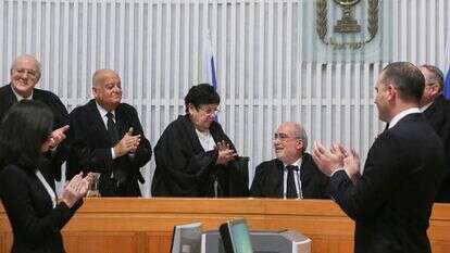 שופטי בית המשפט העליון נפרדים מהשופט אשר גרוניס | יוסי זמיר, פלאש 90 שופטי בית המשפט העליון נפרדים מהשופט אשר גרוניס | יוסי זמיר, פלאש 90