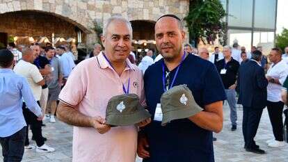 ערב מיוחד לאבות שכולים ביקב פסגות | מייקל כץ ערב מיוחד לאבות שכולים ביקב פסגות | מייקל כץ