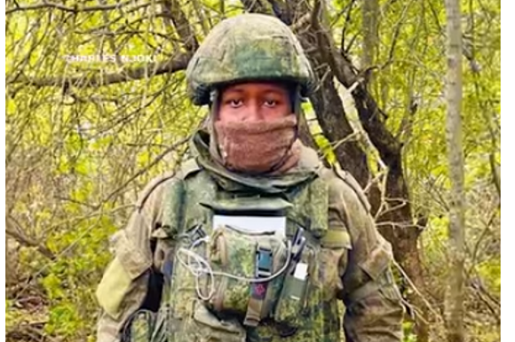 מגויסים אפריקנים לצבא רוסיה | צילום מסך מיוטיוב מגויסים אפריקנים לצבא רוסיה | צילום מסך מיוטיוב