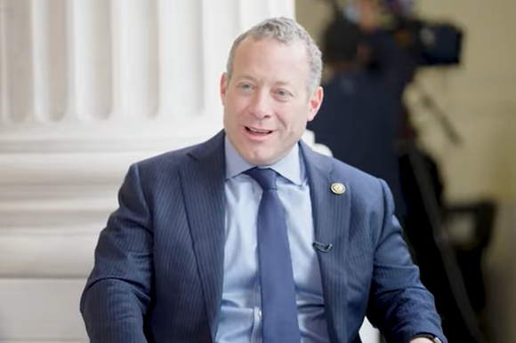 חבר הקונגרס היהודי מהמפלגה הדמוקרטית, ג'וש גוטהיימר | מסך מיוטיוב חבר הקונגרס היהודי מהמפלגה הדמוקרטית, ג'וש גוטהיימר | מסך מיוטיוב