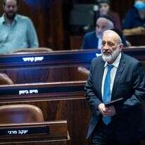 יו"ר ש"ס, אריה דרעי, במליאת הכנסת | חיים גולדברג, פלאש 90 יו"ר ש"ס, אריה דרעי, במליאת הכנסת | חיים גולדברג, פלאש 90