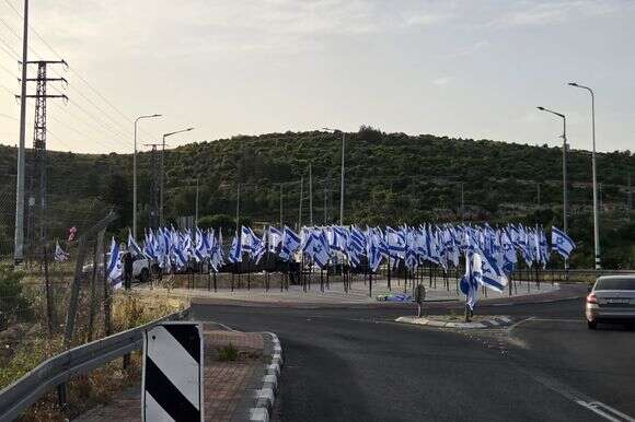 כיכר רוואבי שבכביש 465 ליד עטרת | מעוצה אזורית בנימין כיכר רוואבי שבכביש 465 ליד עטרת | מעוצה אזורית בנימין
