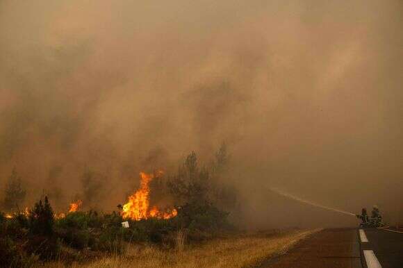 שריפות באירופה, אתמול | AFP שריפות באירופה, אתמול | AFP
