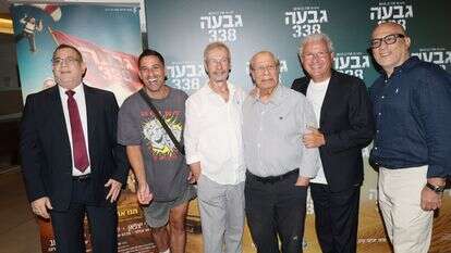 הבמאי והיוצר ארז בן הרוש, משה אדרי, שייקה פוליאקוב, שמואל וילוזני, שחר חסון ואלי יצאפן | רפי דלויה