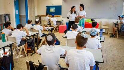 "זו השליחות של הדור". תלמידים בבית ספר יסודי באפרת. למצולמים אין קשר לנאמר בכתבה | גרשון אלינסון, פלאש 90 "זו השליחות של הדור". תלמידים בבית ספר יסודי באפרת. למצולמים אין קשר לנאמר בכתבה | גרשון אלינסון, פלאש 90