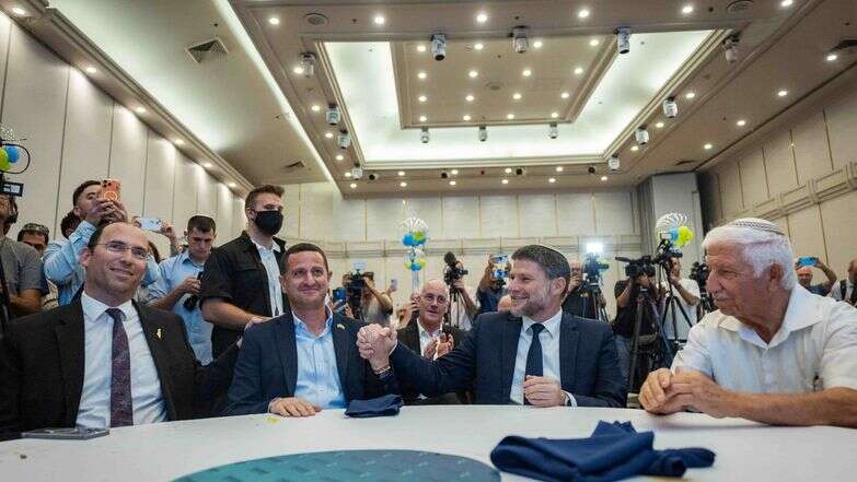 חברי מפלגת הציונות הדתית בבחירות הפנימיות של המפלגה, ביום ראשון | יונתן זינדל, פלאש 90 חברי מפלגת הציונות הדתית בבחירות הפנימיות של המפלגה, ביום ראשון | יונתן זינדל, פלאש 90