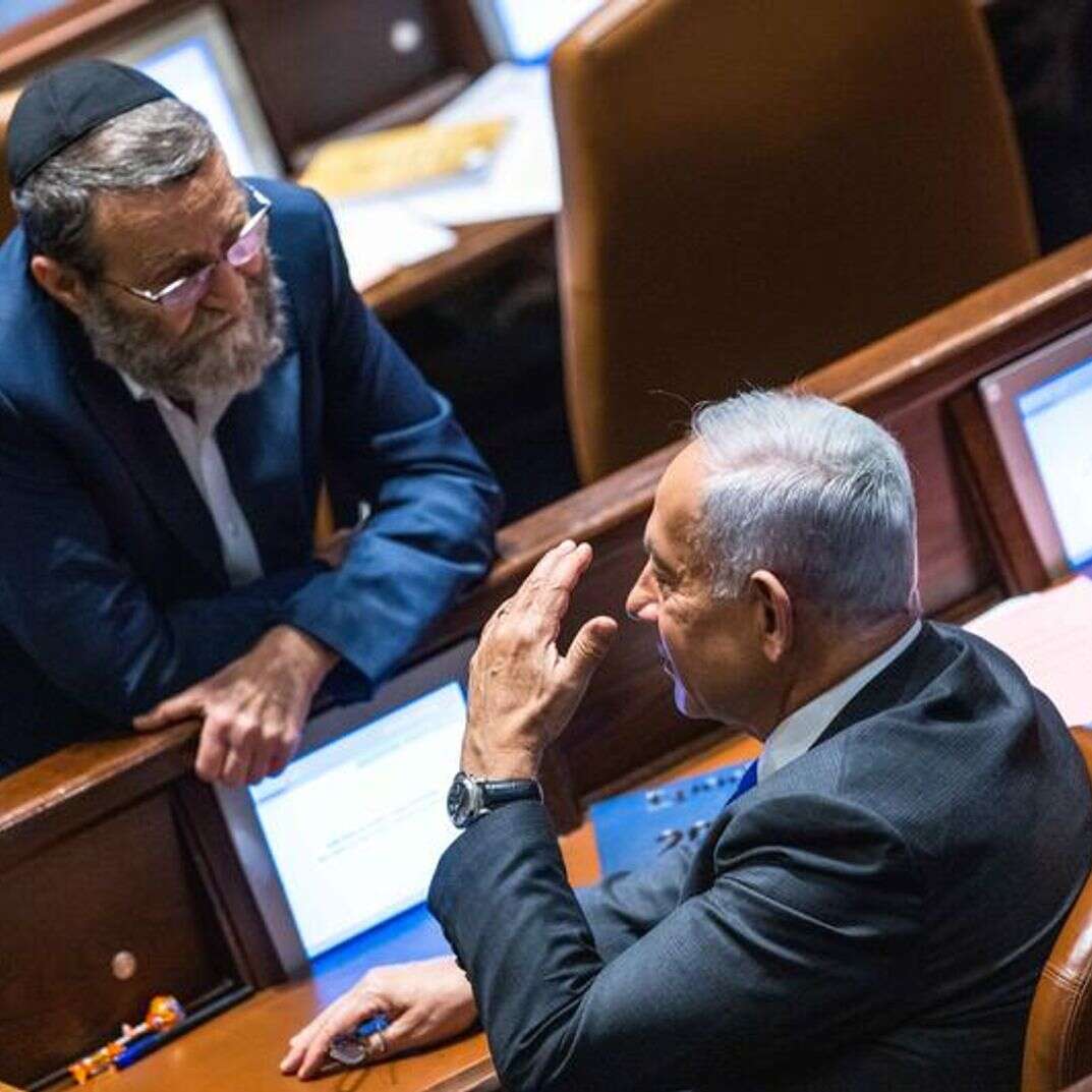 ראש הממשלה בנימין נתניהו וחבר הכנסת משה גפני | אלובייה פיטוסי, פלאש 90