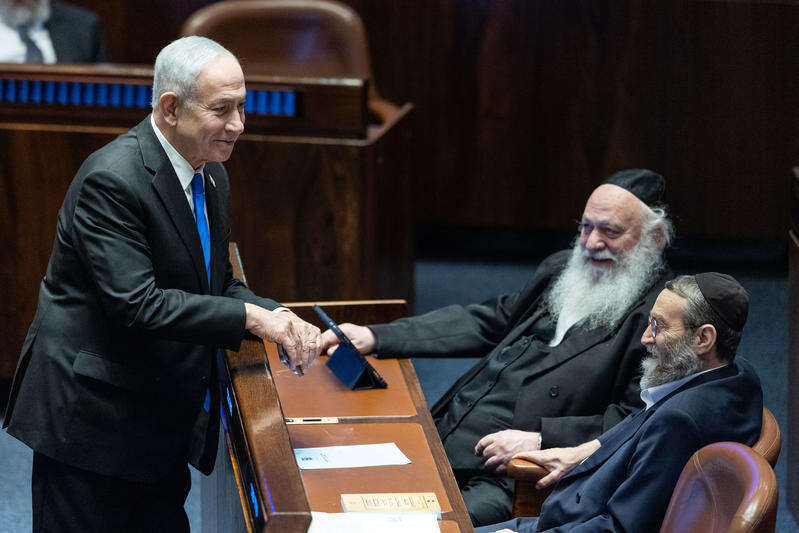 15 שנים, אותה התחייבות: נתניהו מבטיח לגייס חרדים – ולא מקיים