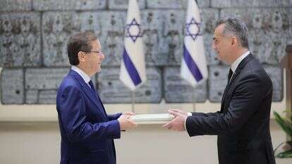הנשיא עם השגרירים החדשים | עוז שכטר הנשיא עם השגרירים החדשים | עוז שכטר
