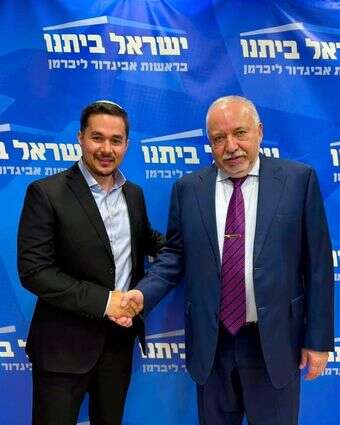 דן אילוז ואביגדור ליברמן | דוברות ישראל ביתנו דן אילוז ואביגדור ליברמן | דוברות ישראל ביתנו