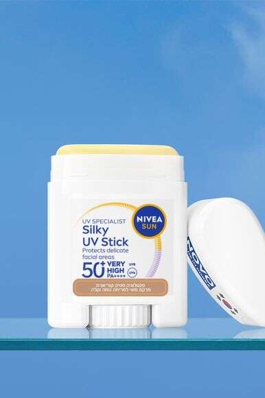 NIVEA SUN UV SPECIALIST SILKY STICK SPF50 של ניוואה | יח"צ NIVEA SUN UV SPECIALIST SILKY STICK SPF50 של ניוואה | יח"צ