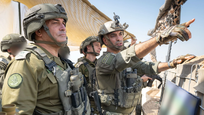 הרמטכ"ל זמיר בסיור ברצועת עזה | דובר צה"ל הרמטכ"ל זמיר בסיור ברצועת עזה | דובר צה"ל