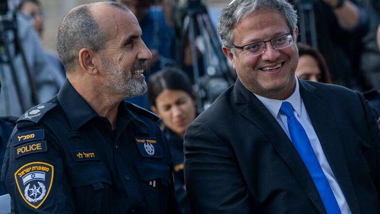 השר איתמר בן גביר ומפכ"ל המשטרה דניאל לוי | חיים גולדברג, פלאש 90 השר איתמר בן גביר ומפכ"ל המשטרה דניאל לוי | חיים גולדברג, פלאש 90