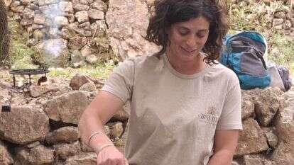 קורס ליקוט בהרי ירושלים: צמחי בר ובישול שטח בכפר עציון | באדיבות בית הספר קורס ליקוט בהרי ירושלים: צמחי בר ובישול שטח בכפר עציון | באדיבות בית הספר