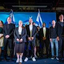 יועז הנדל, חילי טרופר וחברי מפלגת "המילואימניקים" | יונתן זינדל, פלאש 90