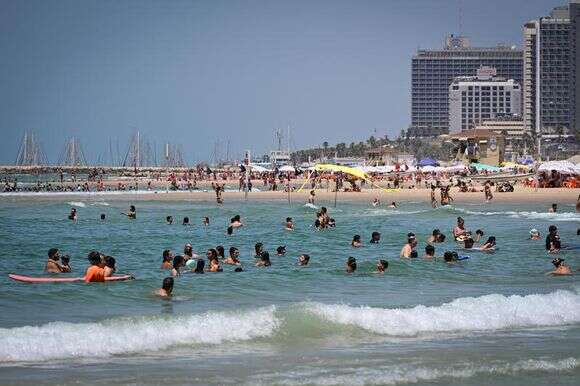 חוף הים בתל אביב | אבשלום ששוני, פלאש 90 חוף הים בתל אביב | אבשלום ששוני, פלאש 90
