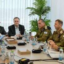 רה"מ, שר הביטחון, הרמטכ"ל ובכירי צה"ל בפיקוד המרכז | מעיין טואף, לע"מ רה"מ, שר הביטחון, הרמטכ"ל ובכירי צה"ל בפיקוד המרכז | מעיין טואף, לע"מ