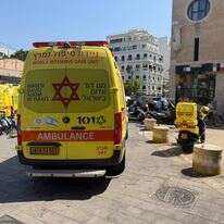 זירת אירוע הדקירה ביפו | דוברות מד"א זירת אירוע הדקירה ביפו | דוברות מד"א