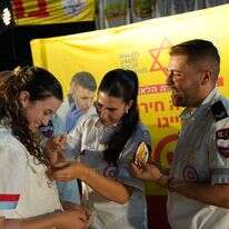 החופש הגדול בסימן הצלת חיים | איתמר טרקטין, דוברות מד"א החופש הגדול בסימן הצלת חיים | איתמר טרקטין, דוברות מד"א
