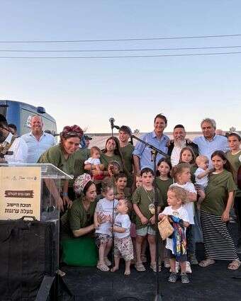חנוכת היישוב מעלה ערוגות בגוש עציון | דוברות חנוכת היישוב מעלה ערוגות בגוש עציון | דוברות
