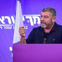 וינטר בהצהרה לתקשורת,ביום רביעי | אבשלום ששוני, פלאש 90 וינטר בהצהרה לתקשורת,ביום רביעי | אבשלום ששוני, פלאש 90