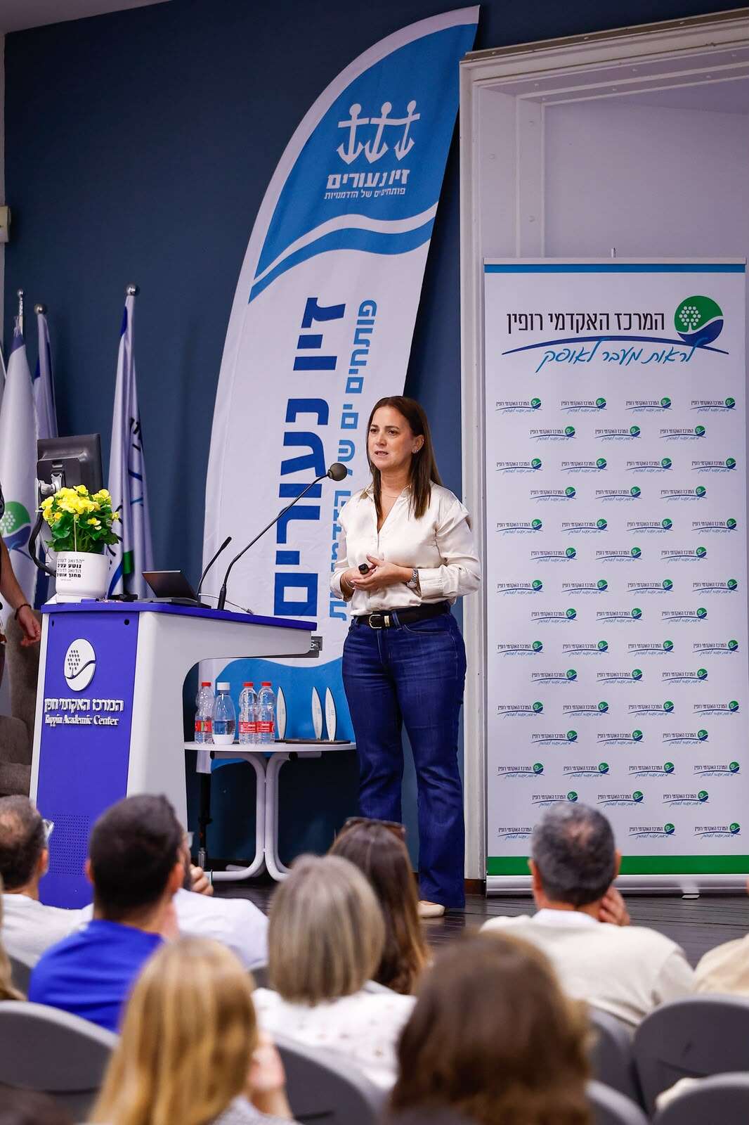ענת אנגרסט, אמו של שורד השבי מתן אנגרסט | אירנה ליטינסקי ענת אנגרסט, אמו של שורד השבי מתן אנגרסט | אירנה ליטינסקי