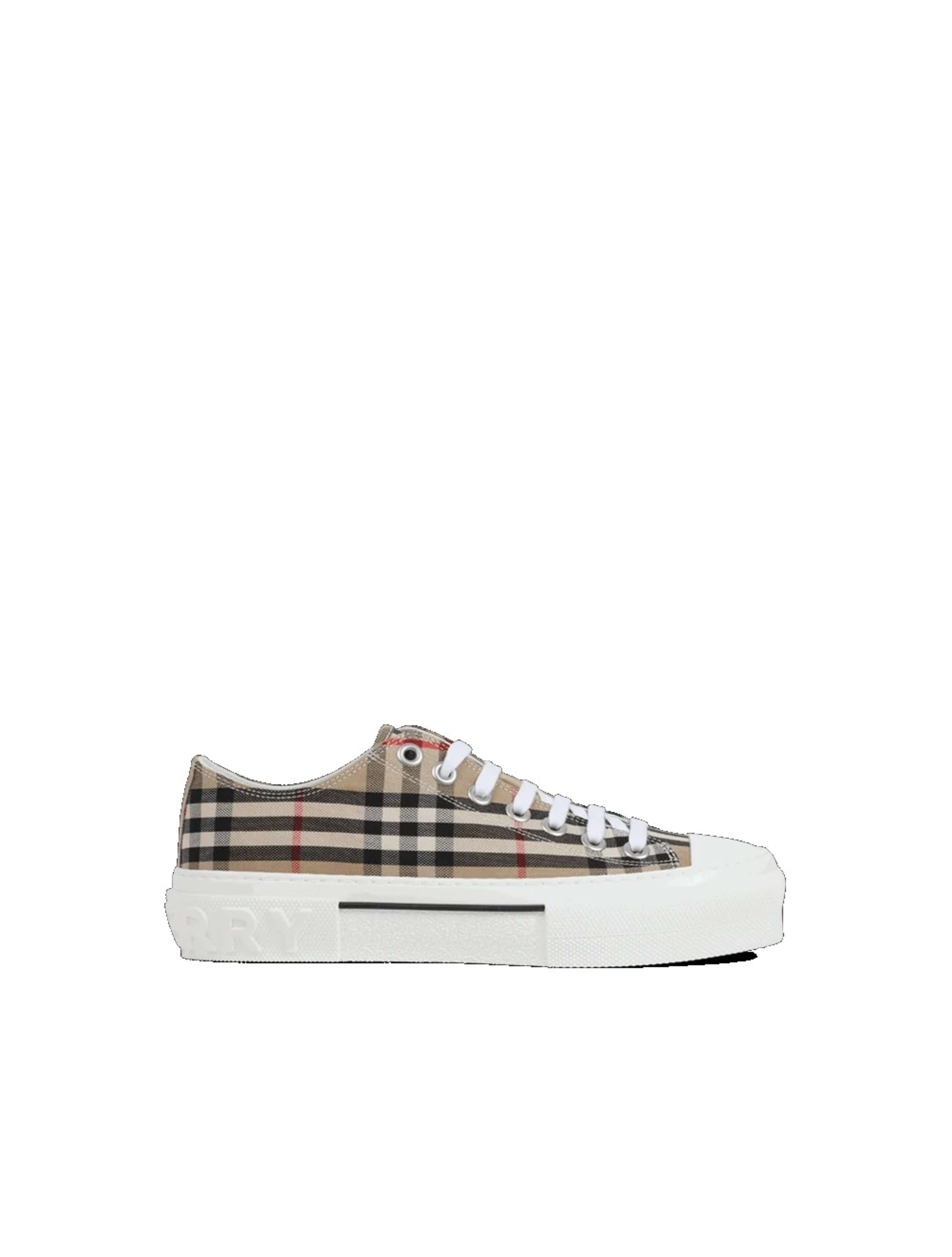 FACTORY 54 BURBERRY | יח"צ FACTORY 54 BURBERRY | יח"צ