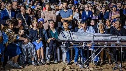 הלווית הנרצח נתנאל שקרון הי"ד בעלי זהב | הלל בן אור, פלאש 90 הלווית הנרצח נתנאל שקרון הי"ד בעלי זהב | הלל בן אור, פלאש 90
