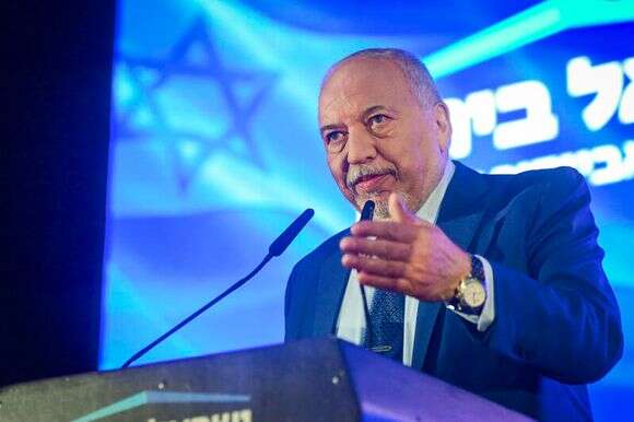 יו"ר ישראל ביתנו, אביגדור ליברמן, בכנס בחירות של מפלגתו בתל אביב | אבשלום ששוני, פלאש 90 יו"ר ישראל ביתנו, אביגדור ליברמן, בכנס בחירות של מפלגתו בתל אביב | אבשלום ששוני, פלאש 90