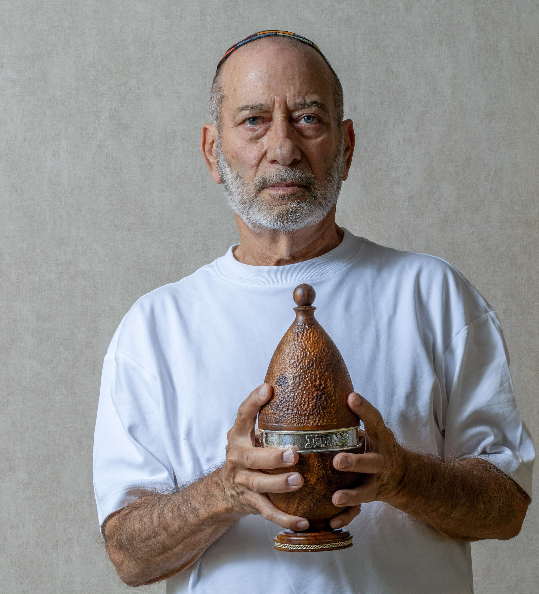 „אחרי חקירה קשה בשבי, כשאני מפורק לגמרי, פתאום מצאתי הזדמנות להתפלל”