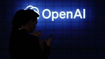 לוגו של OpenAI במהלך כנס המובייל העולמי בברצלונה | AFP לוגו של OpenAI במהלך כנס המובייל העולמי בברצלונה | AFP