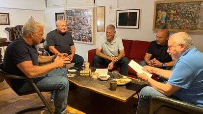 לפיד, ליברמן, בנט, גולן ואיזנקוט בבית לפיד בת"א | ליהיא לפיד לפיד, ליברמן, בנט, גולן ואיזנקוט בבית לפיד בת"א | ליהיא לפיד